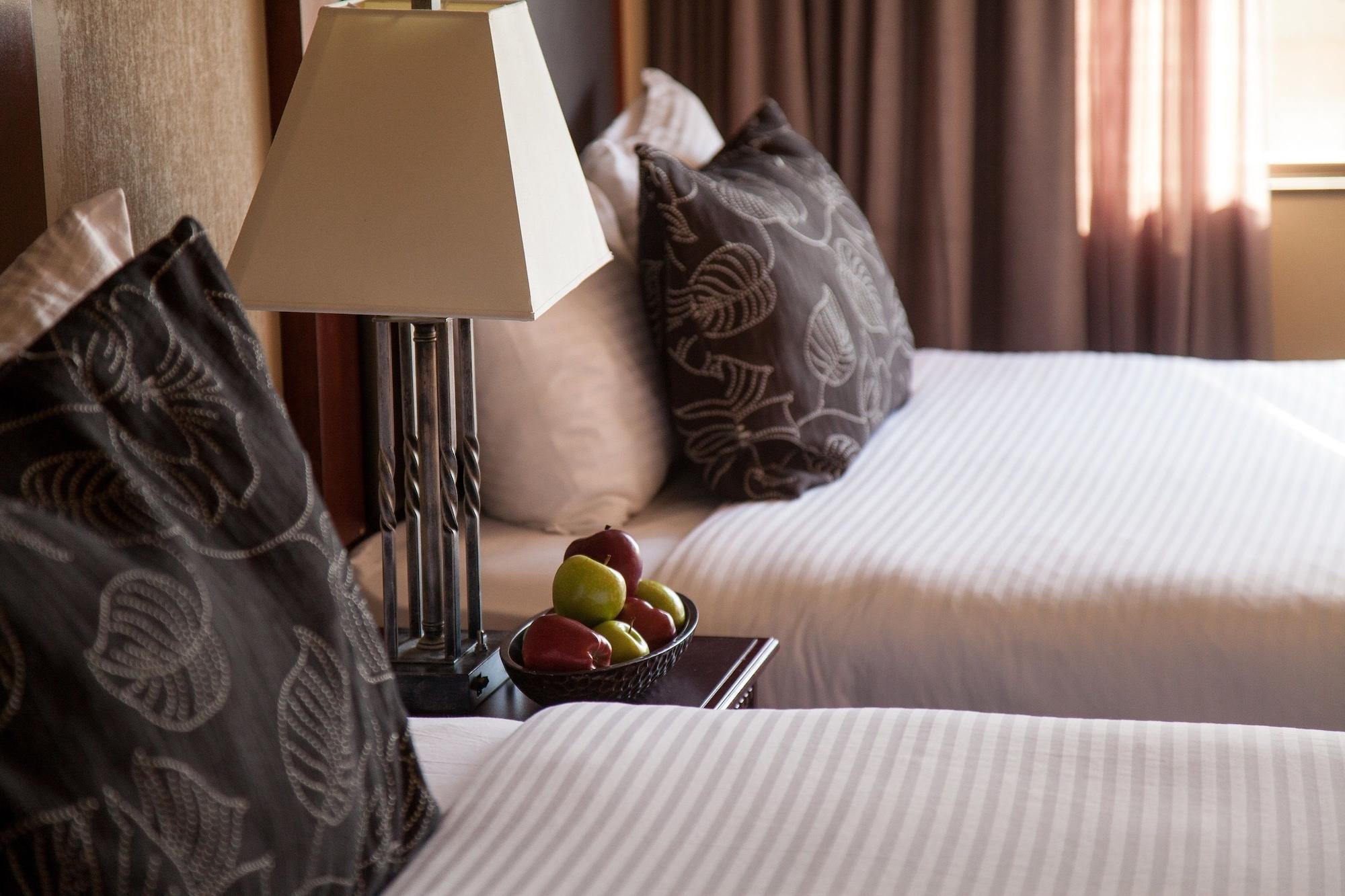 Medicine Hat Lodge, Trademark Collection By Wyndham Bagian luar foto