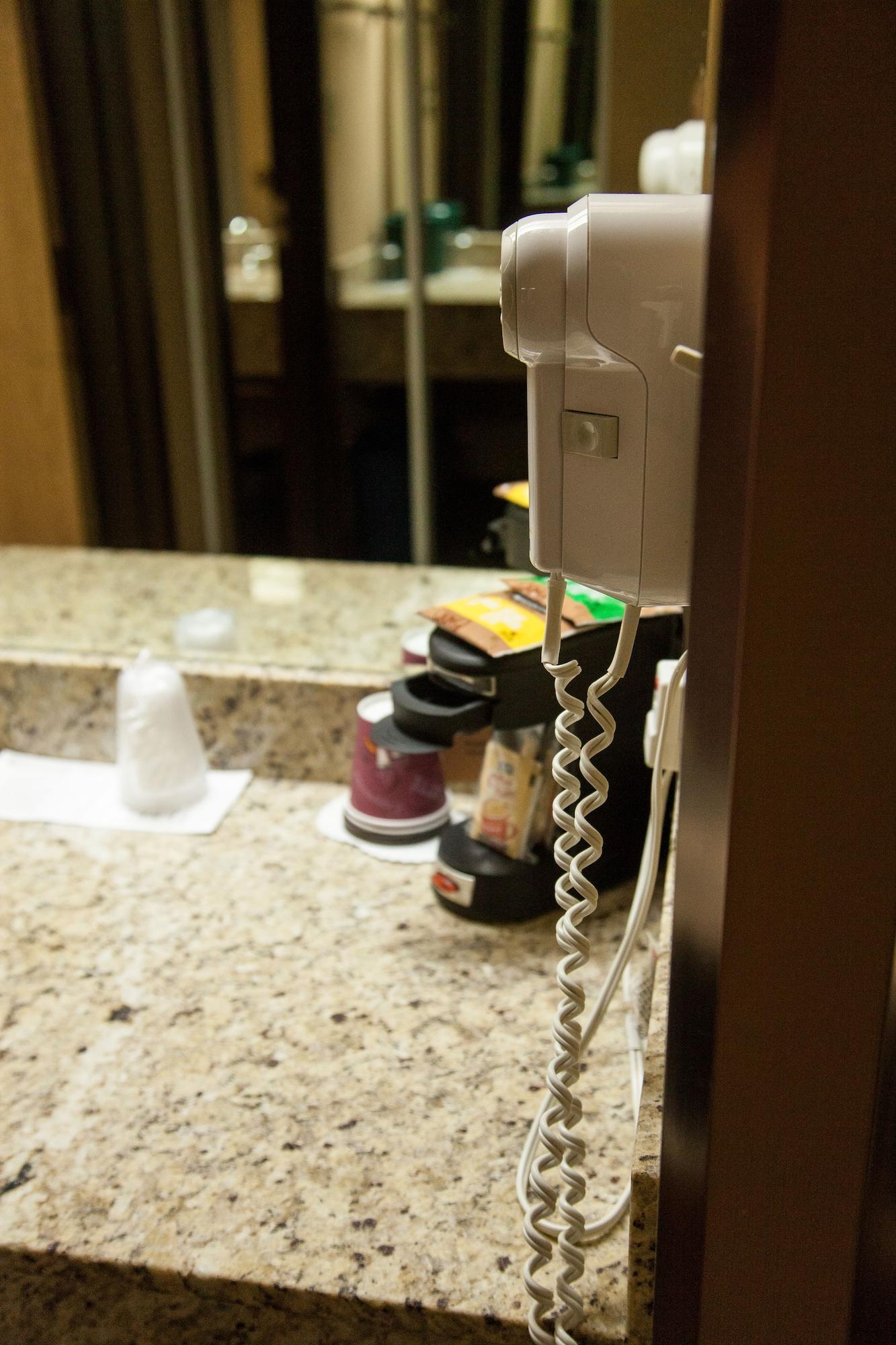 Medicine Hat Lodge, Trademark Collection By Wyndham Bagian luar foto