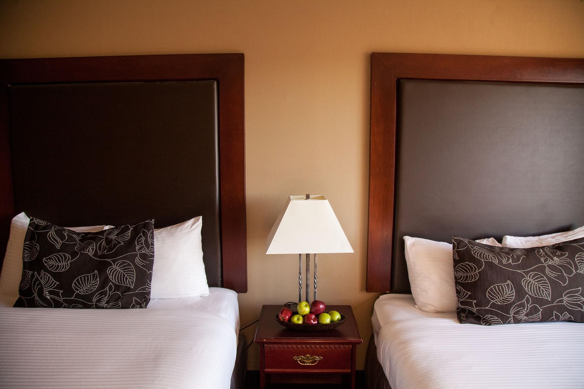 Medicine Hat Lodge, Trademark Collection By Wyndham Bagian luar foto