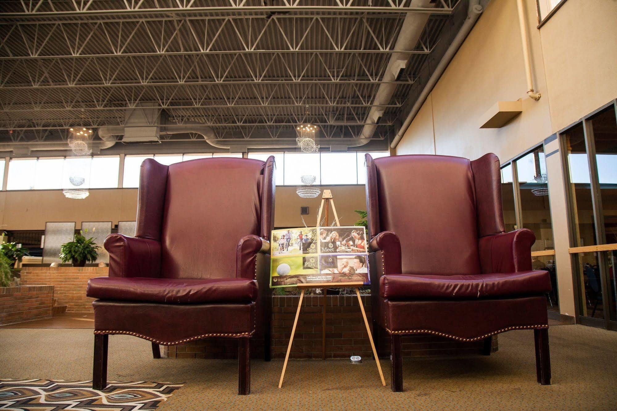 Medicine Hat Lodge, Trademark Collection By Wyndham Bagian luar foto