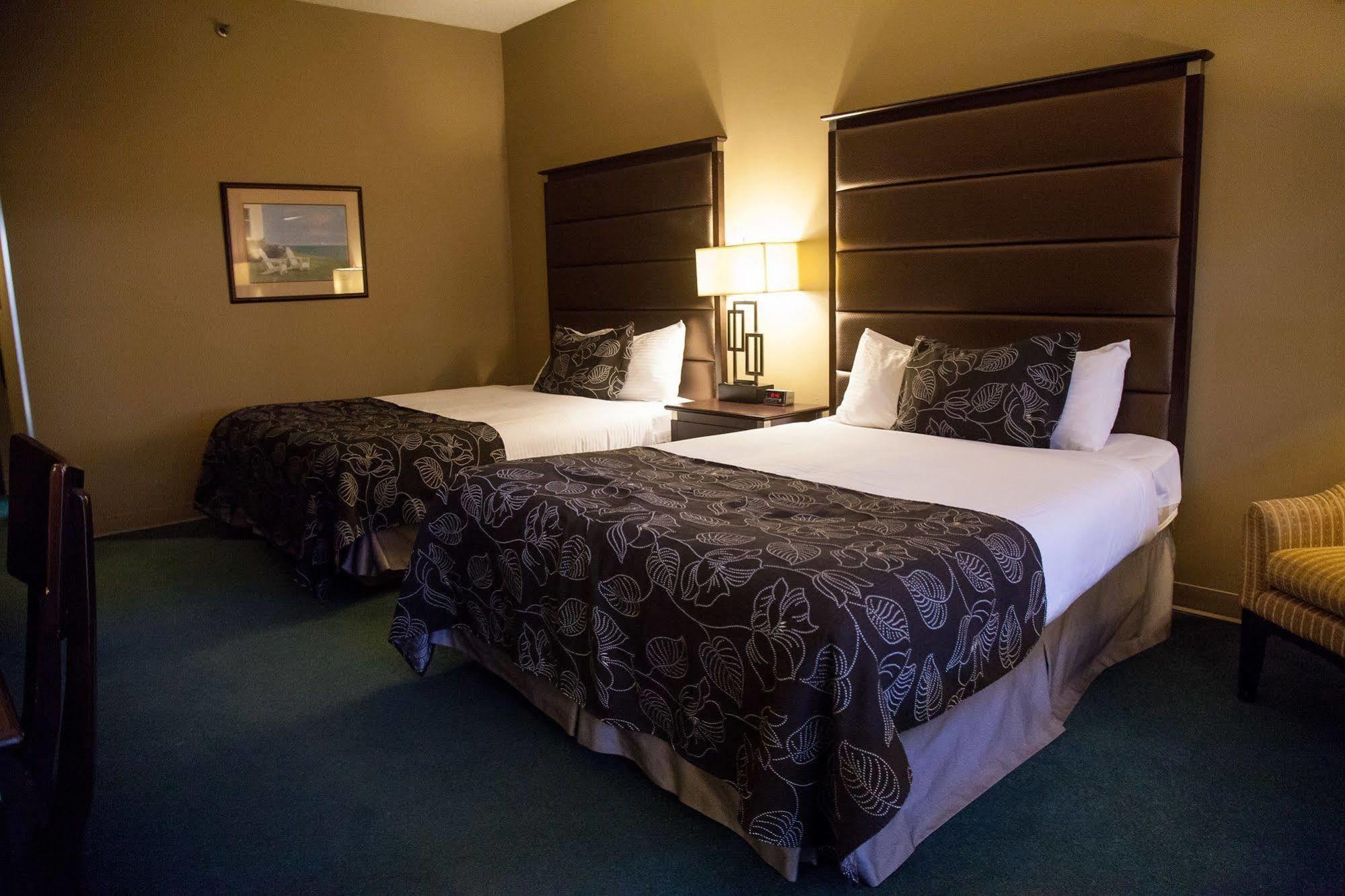 Medicine Hat Lodge, Trademark Collection By Wyndham Bagian luar foto