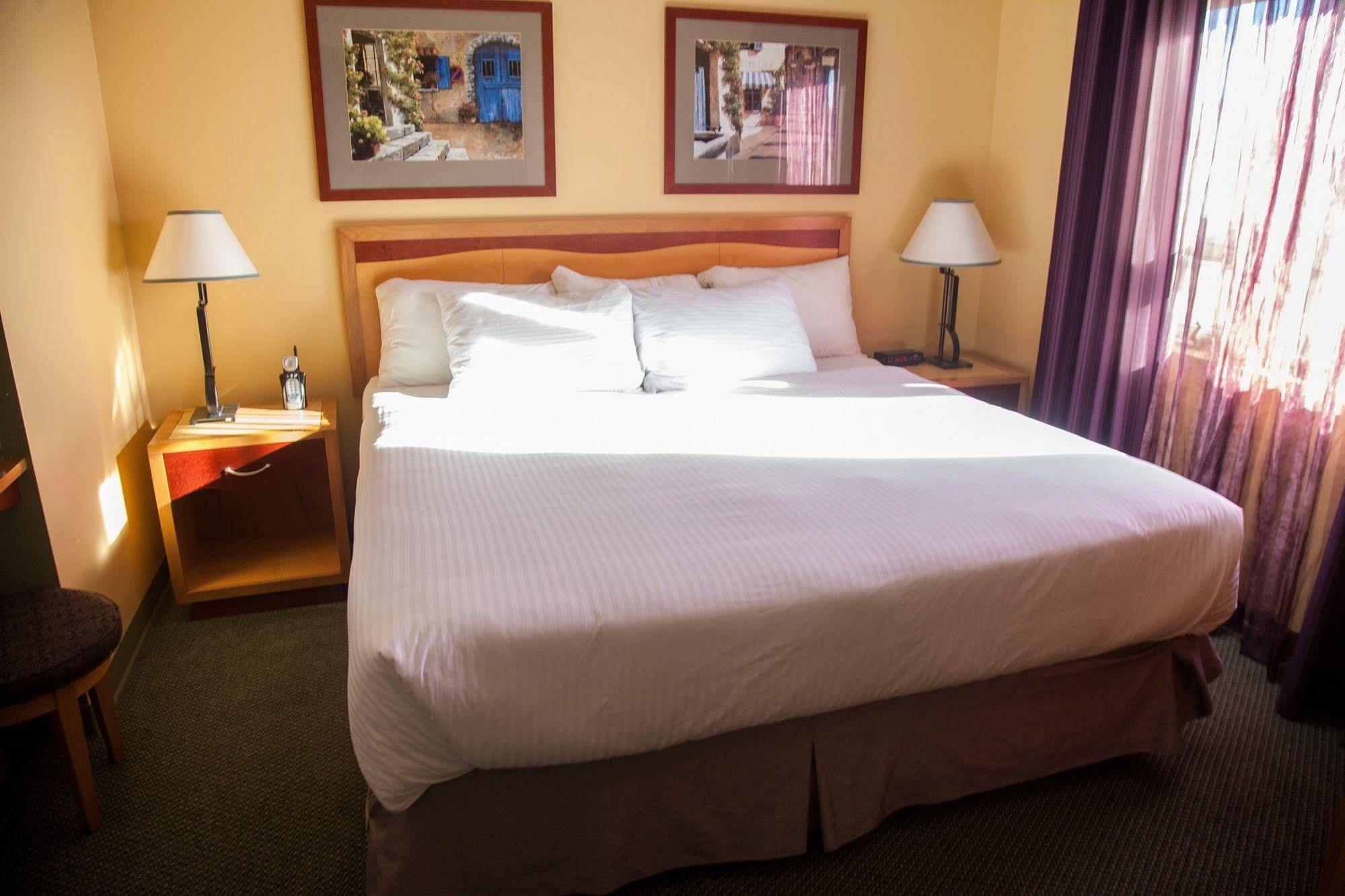 Medicine Hat Lodge, Trademark Collection By Wyndham Bagian luar foto