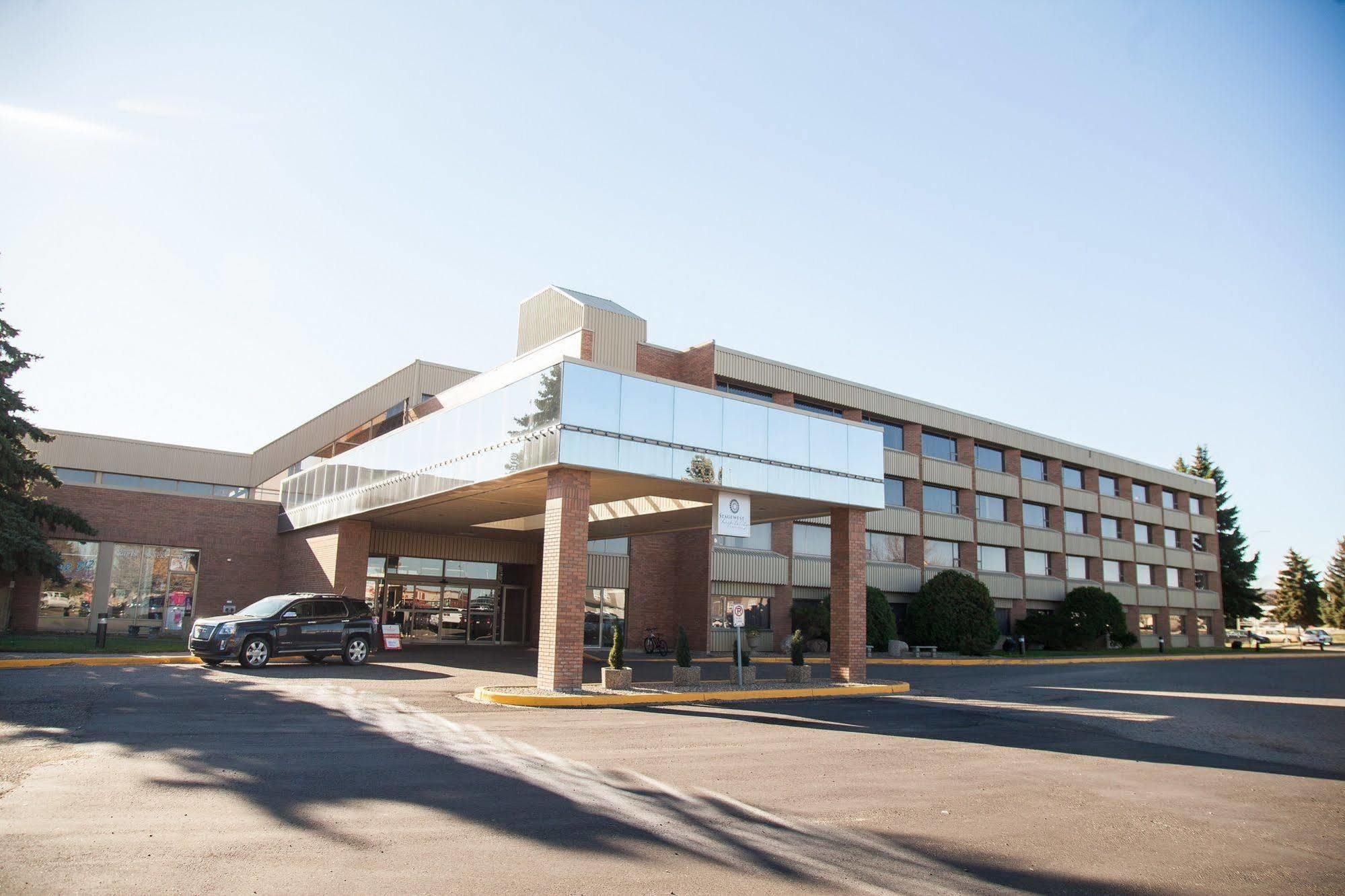 Medicine Hat Lodge, Trademark Collection By Wyndham Bagian luar foto